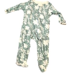 Footed Sleeper Green/Cream Size  0-3 Months
